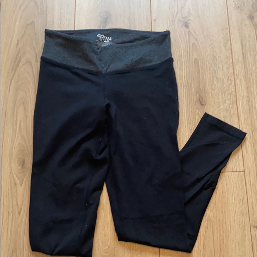 TNA leggings